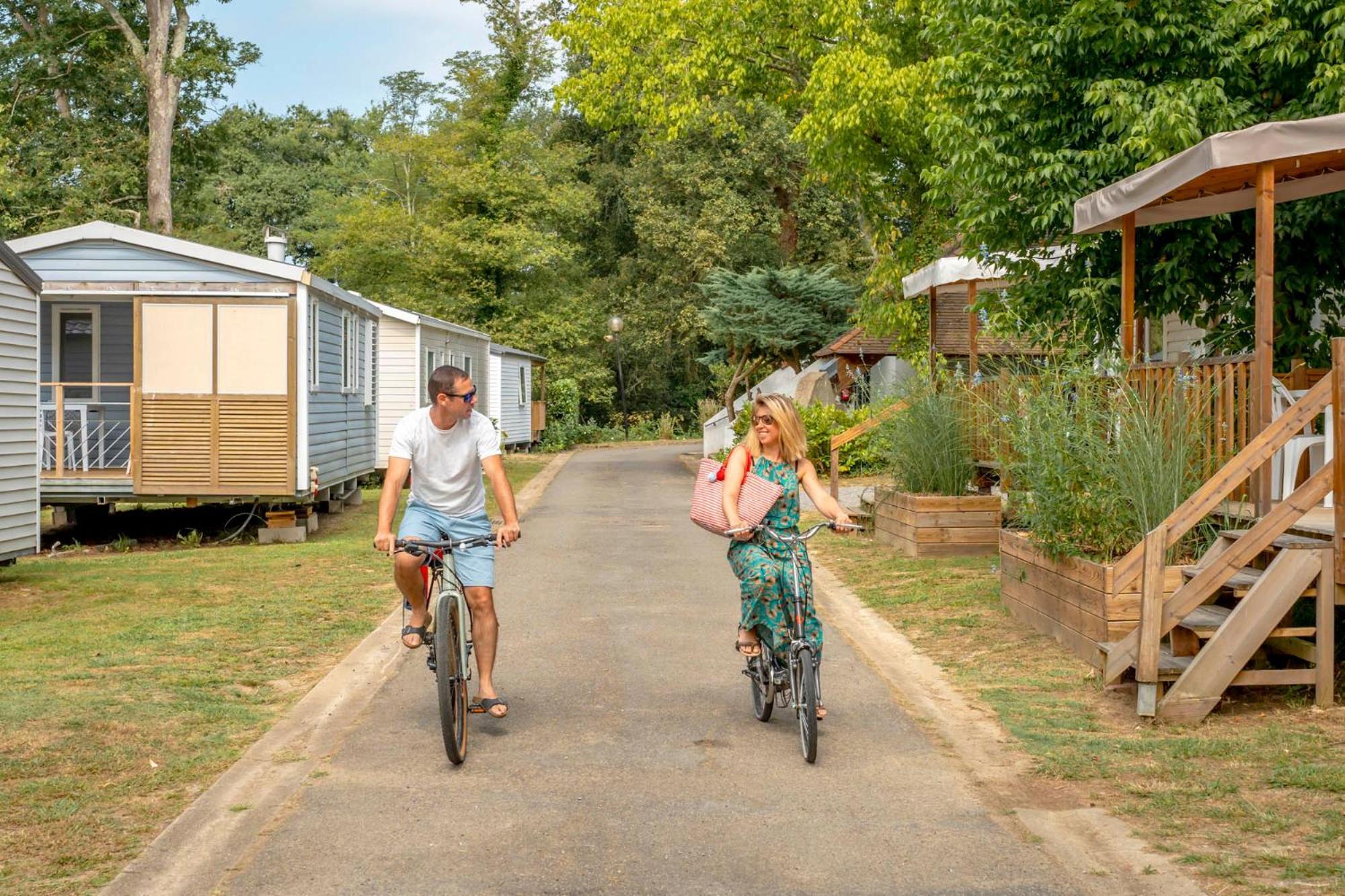 Camping Des Salines Salies-de-Béarn エクステリア 写真